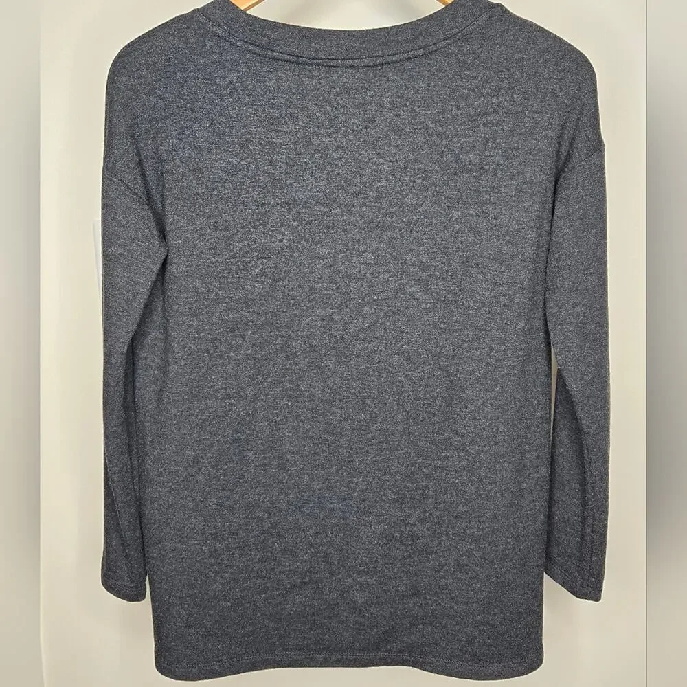 TAHARI Charcoal Gray Sweatshirt with Button Accents Longsleeve Scoop Neck Small